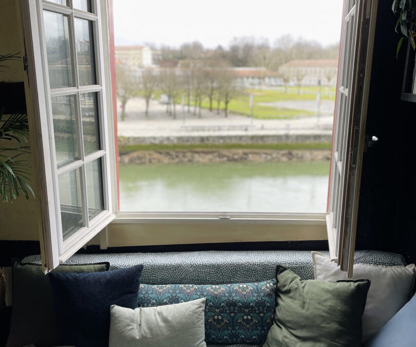 Bel appartement de type de 2 Vue Nive