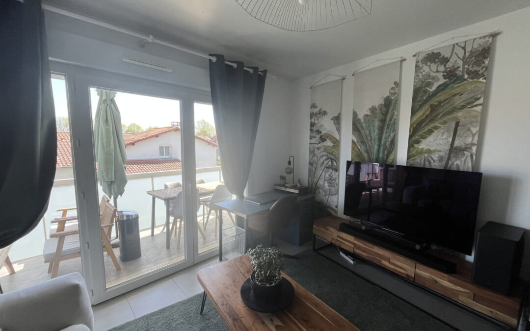 Exclusivité, appartement de type 2 avec terrasse de 8 m² sans vis à vis.parking